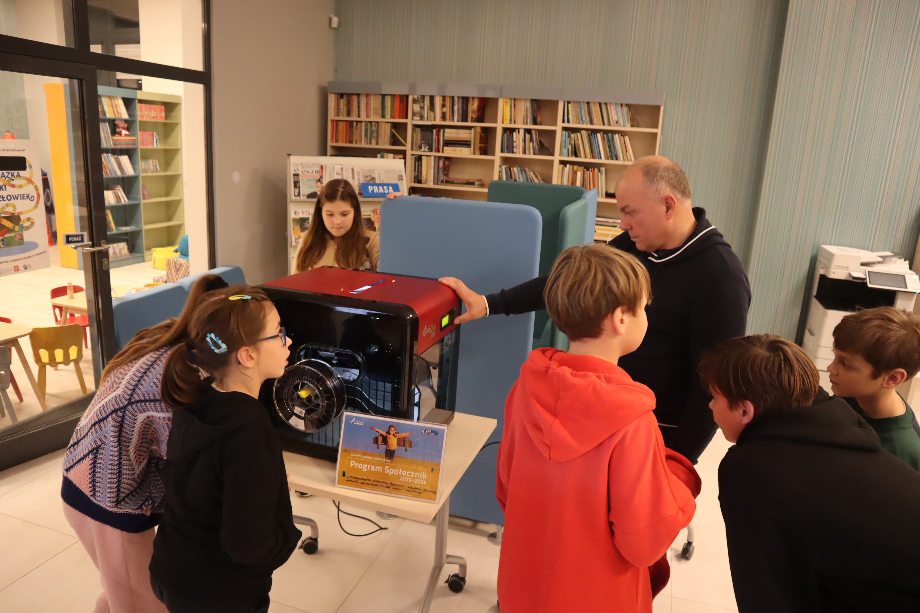 IV zajęcia w ramach projektu „Międzyzdrojska Biblioteka Przyszłości - szkolenia, warsztaty, zabawa z drukarkami 3D dla dzieci i młodzieży” – Program Społecznik na lata 2022-2024” 9 listopada 2022 r.