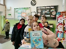 Punkt biblioteczny w Szkole Podstawowej nr 2 w Wapnicy 14 grudnia 2023 r.